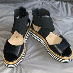 Platform leather sandals